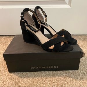 Steve Madden Black Suede Heels